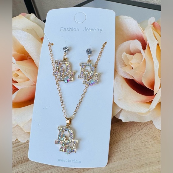 Jewelry - Fashion Jewlery